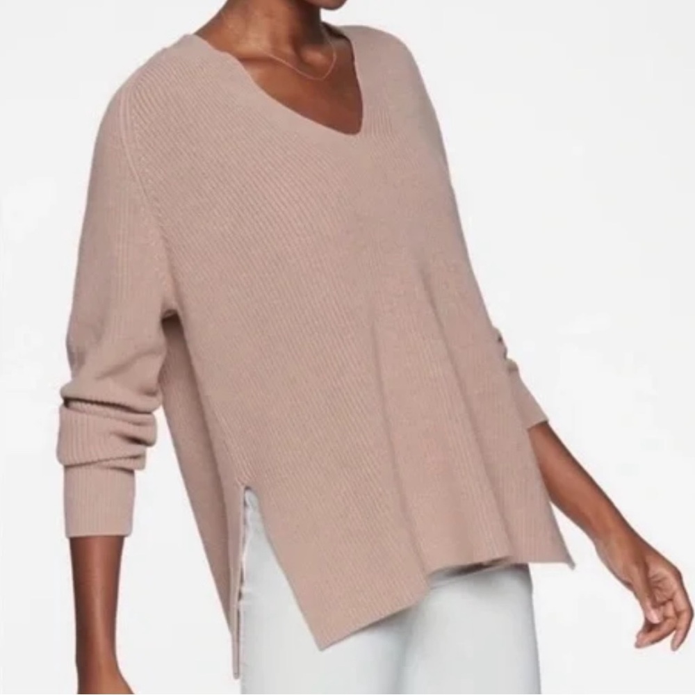Athleta Tan V-Neck Sweater Relaxed Fit